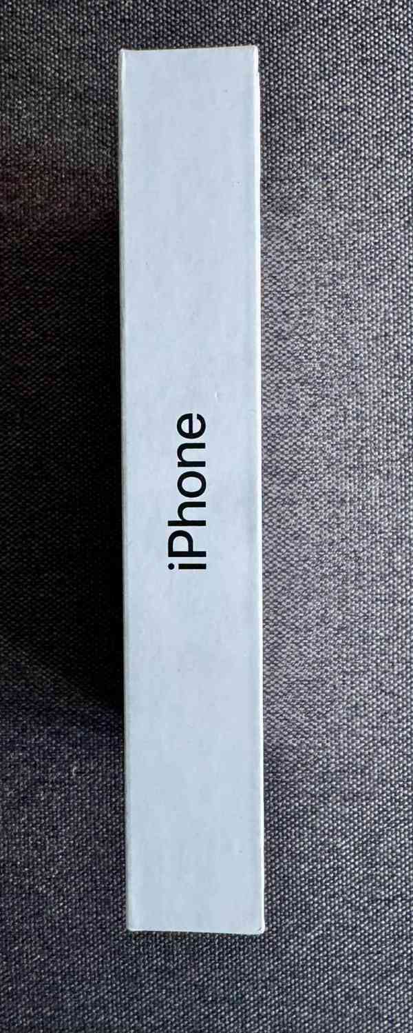 iPhone 16 - foto 2
