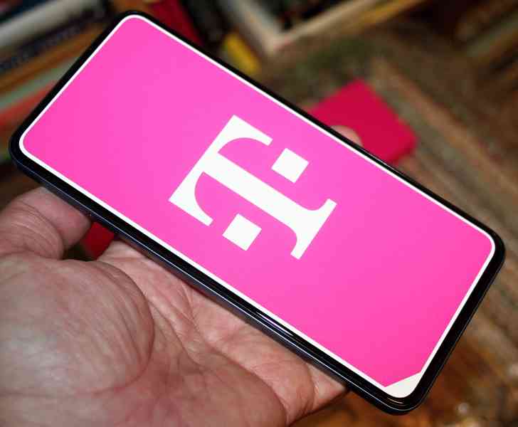 T Phone 5G (NOVÝ - NEJLEVNĚJI) - foto 2