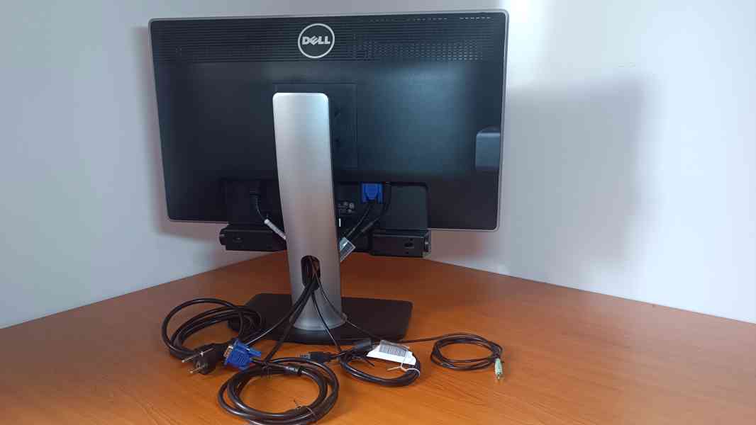 Monitor Dell UltraSharp U2312HM s Dell AX510 Sound Speaker - foto 2